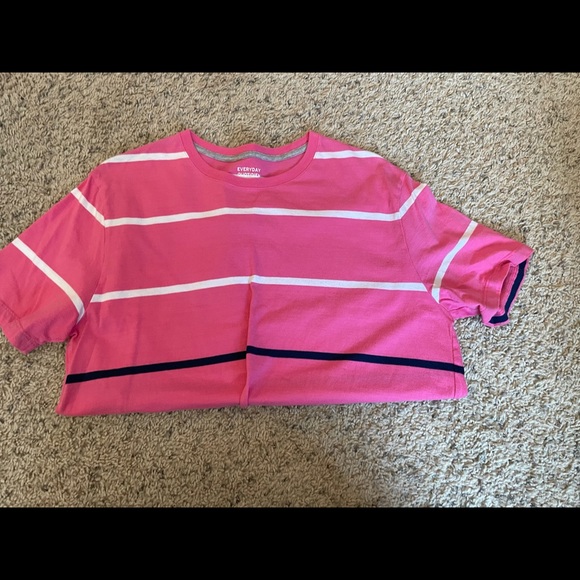 Gap TShirt - Picture 1 of 3